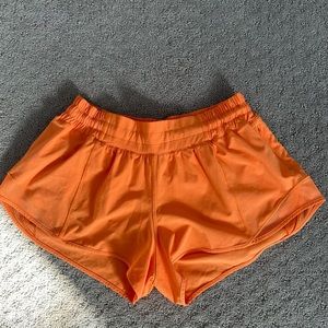 Lululemon orange soda hotty hots 2.5 inch